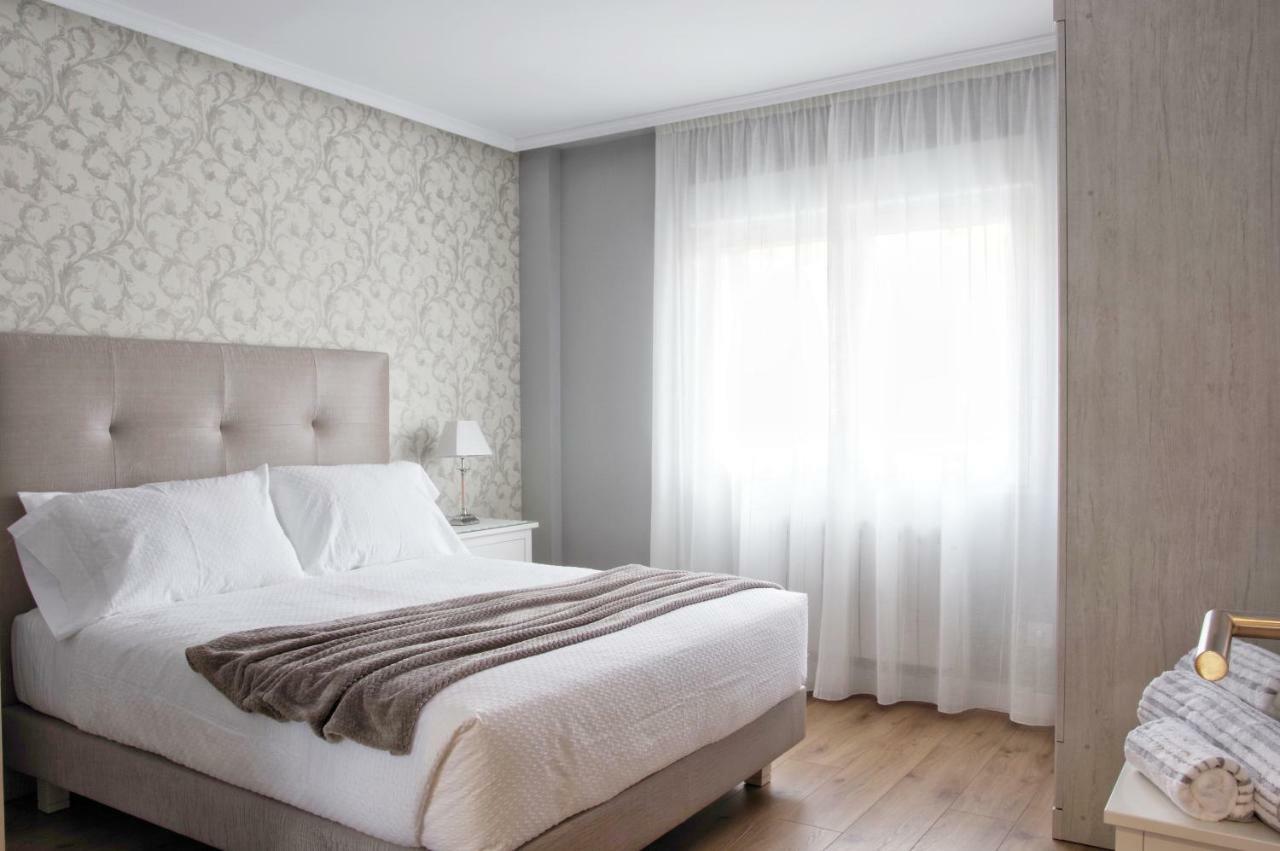 גיחון Apartamentos Bahia San Lorenzo מראה חיצוני תמונה